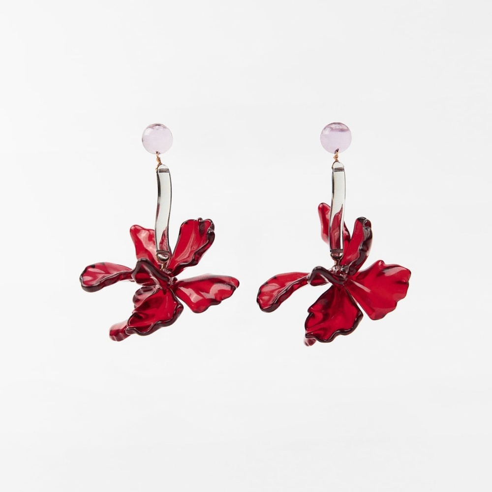 Single pc 🔥 Zara limited edition raisin flower earrings
